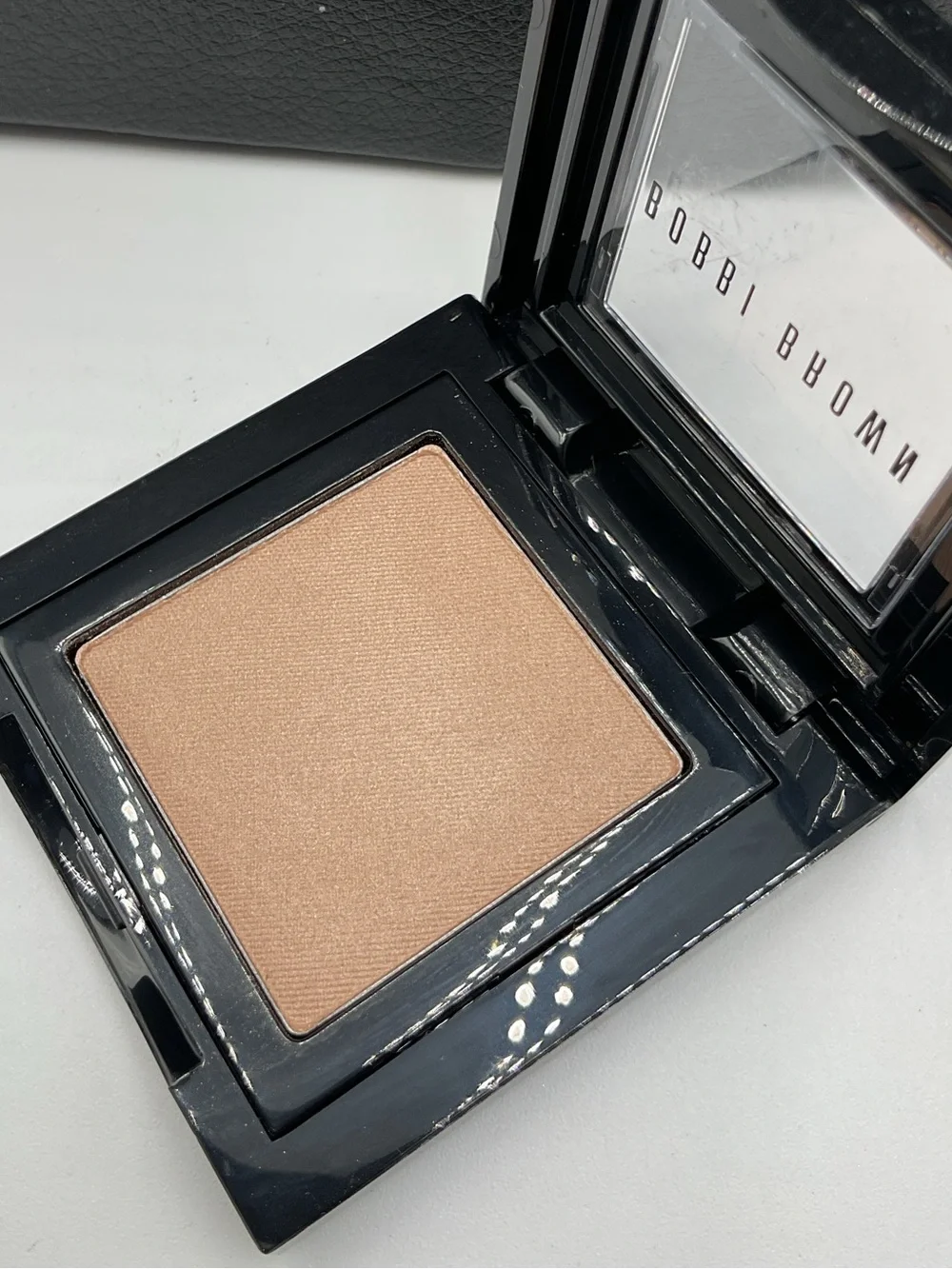Bobbi Brown Shimmer Wash Eyeshadow in Champagne - BNWOB, Discontinued & HTF
